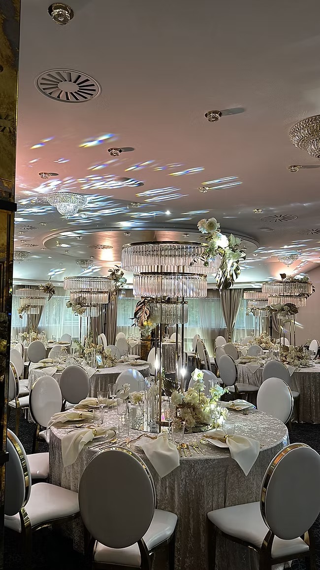 Charger plate classical gold