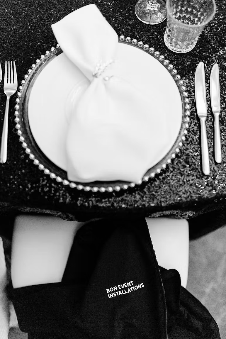 Charger plate beaded silver