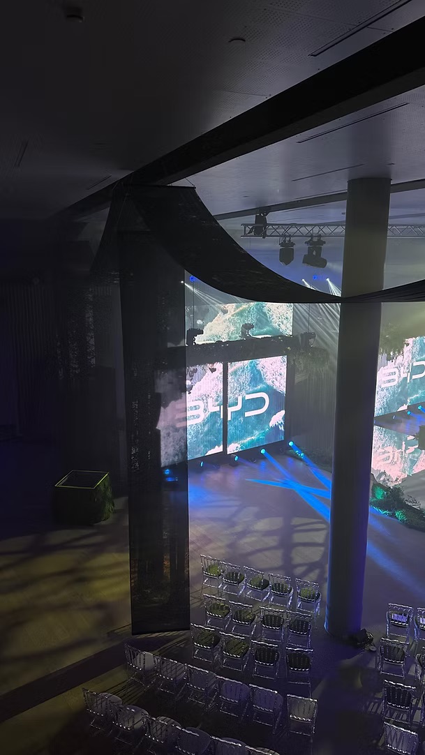 Drapery forest thematics