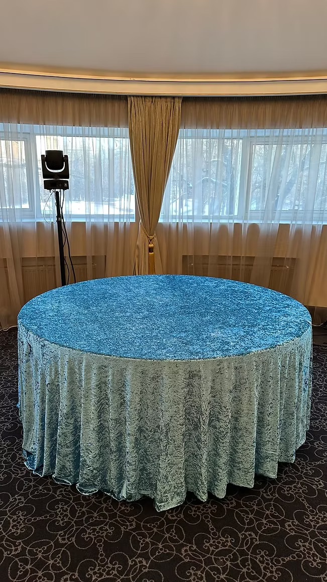 Velour tablecloth – blue