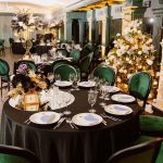 Black tablecloth D300