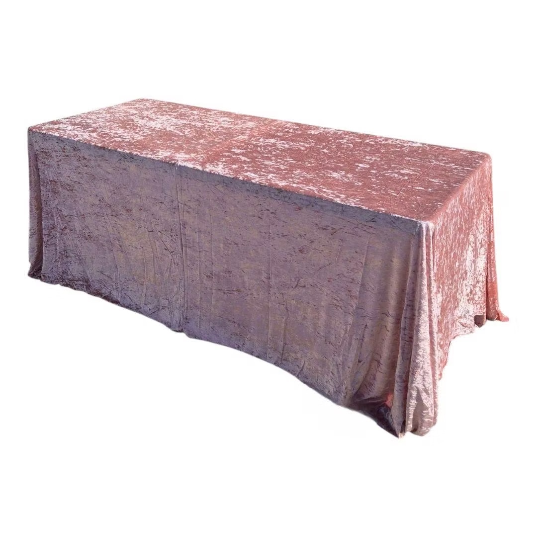 Rectangular velour tablecloth – light pink