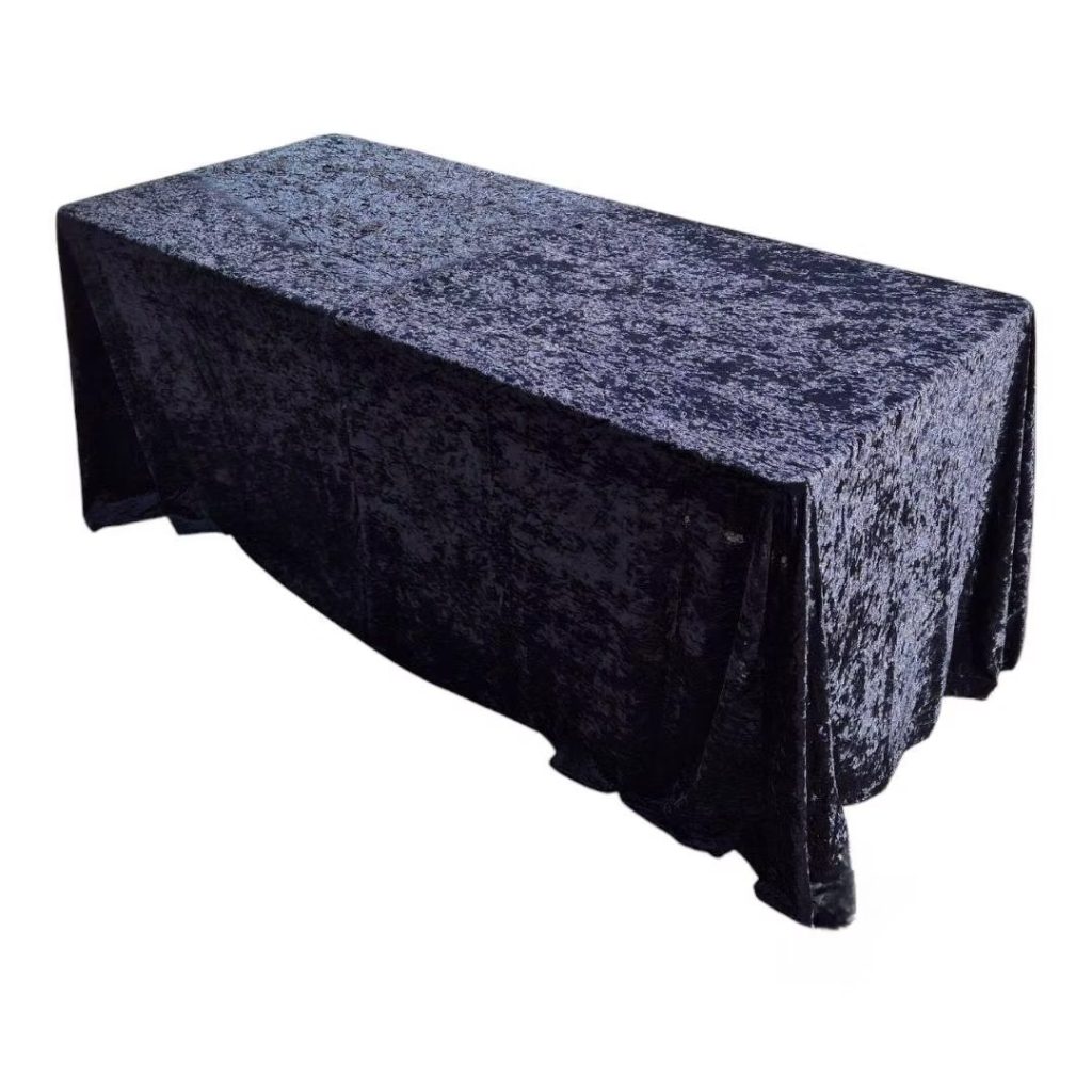 Rectangular velour tablecloth – black