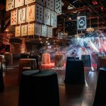 Velour tablecloth – gold