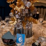 Velour tablecloth – gold