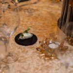 Velour tablecloth – gold