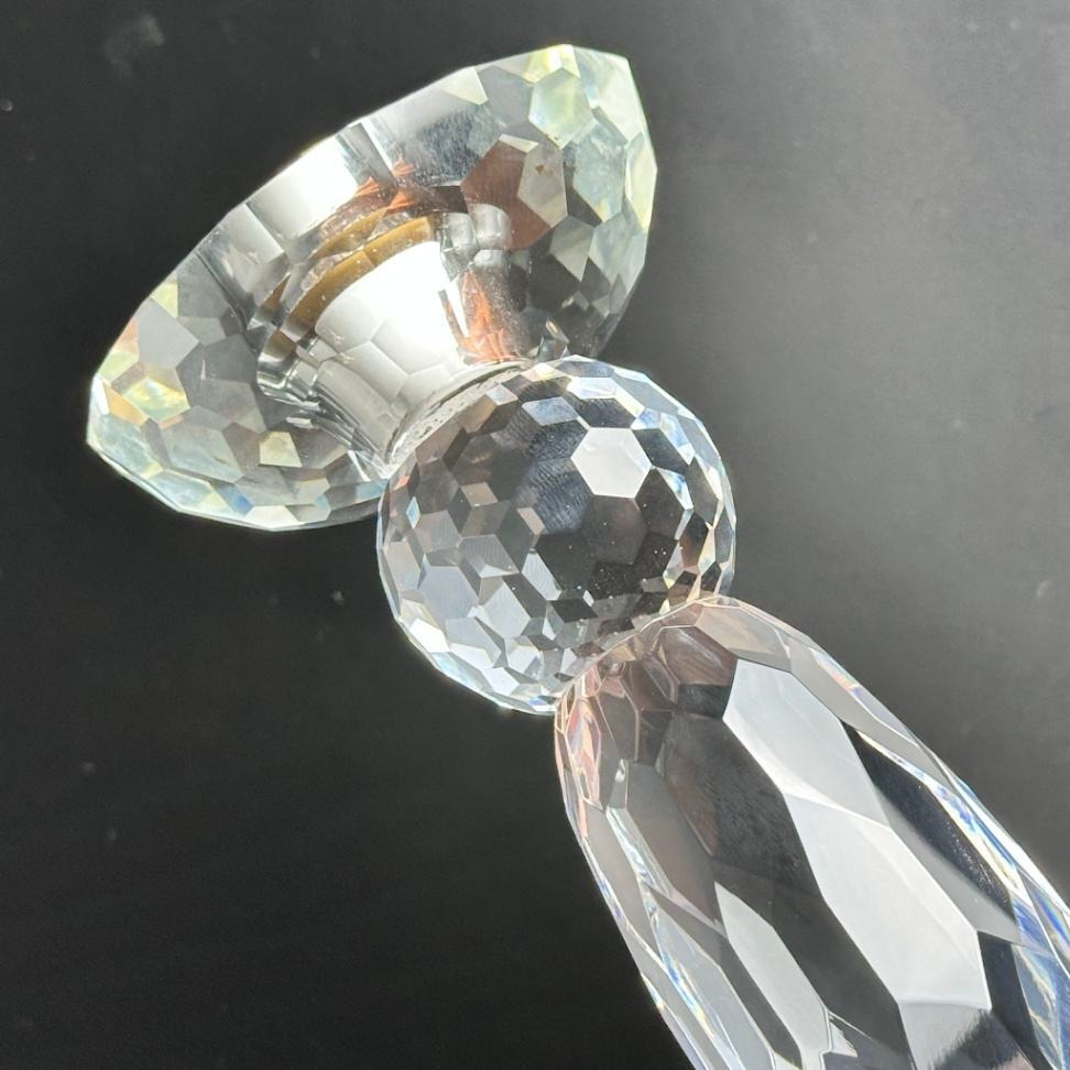 Transparent leg for table lamp