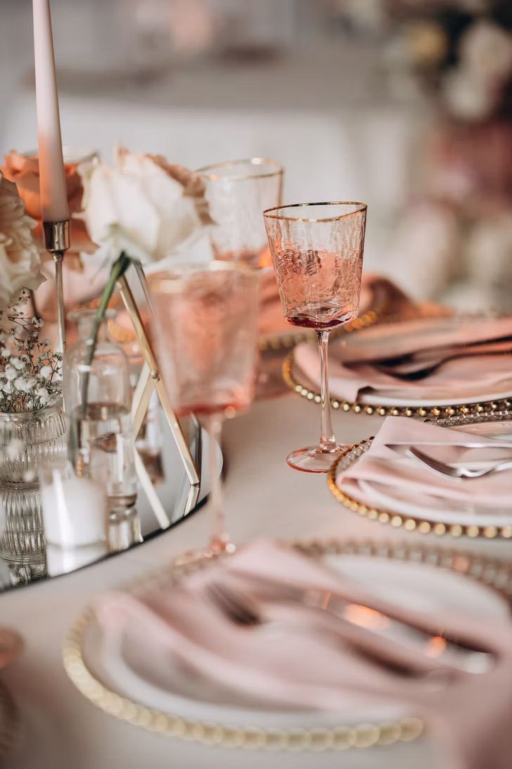 Glasses light pink with gold rim