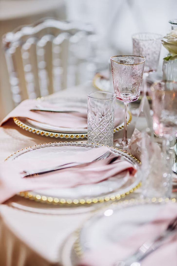 Glasses light pink with gold rim