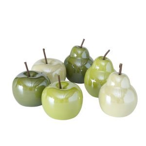Decorative fruits – apples and pears