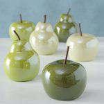Decorative fruits – apples and pears