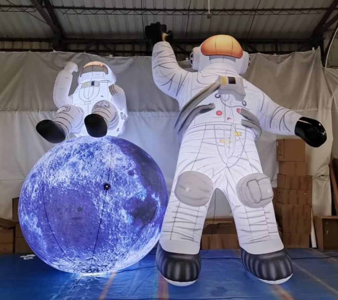 Inflatable astronaut with planet