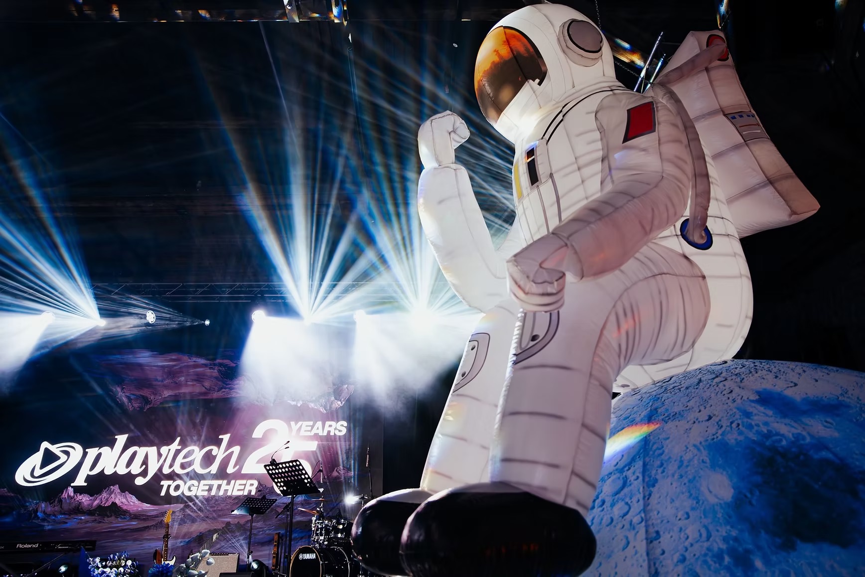 Inflatable astronaut with planet