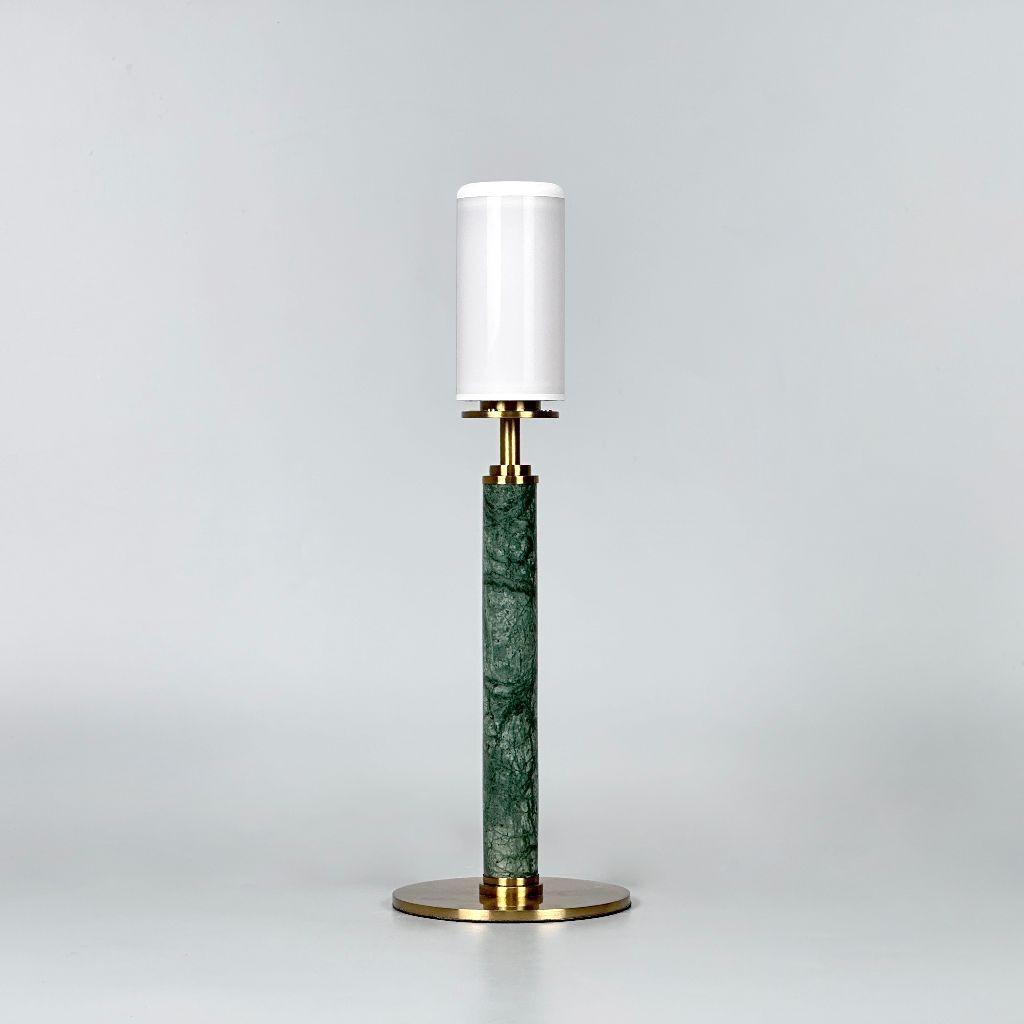 Green leg for table lamp