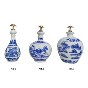 Blue legs for table lamp