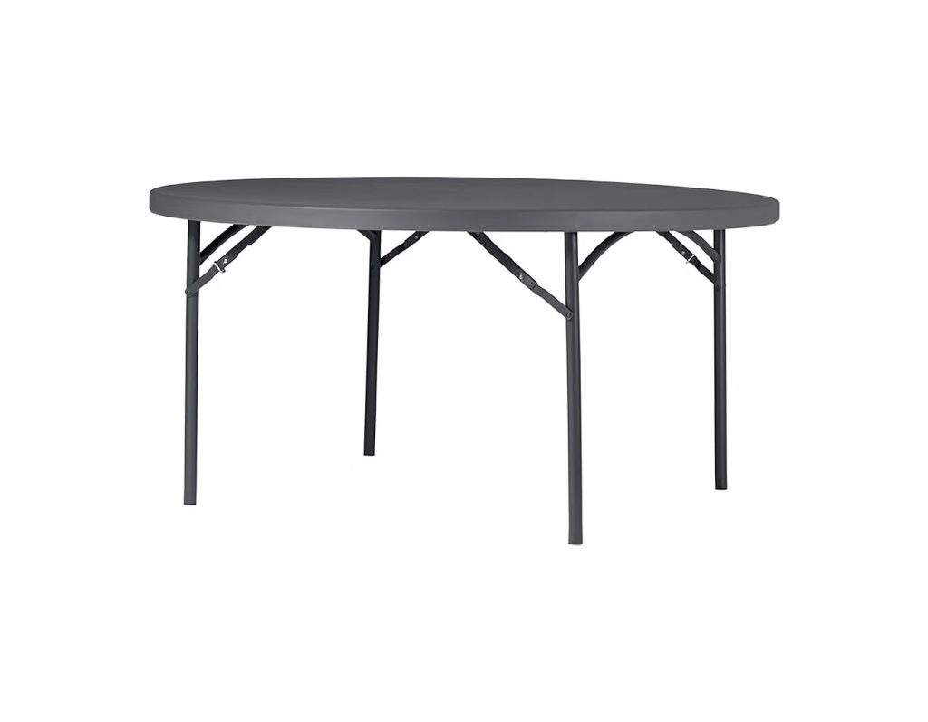 Round tables Ø150 cm