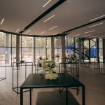 Black standing table