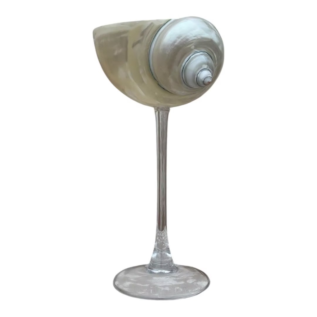 Glass for wine or champagne with a clamshell – 150 ml