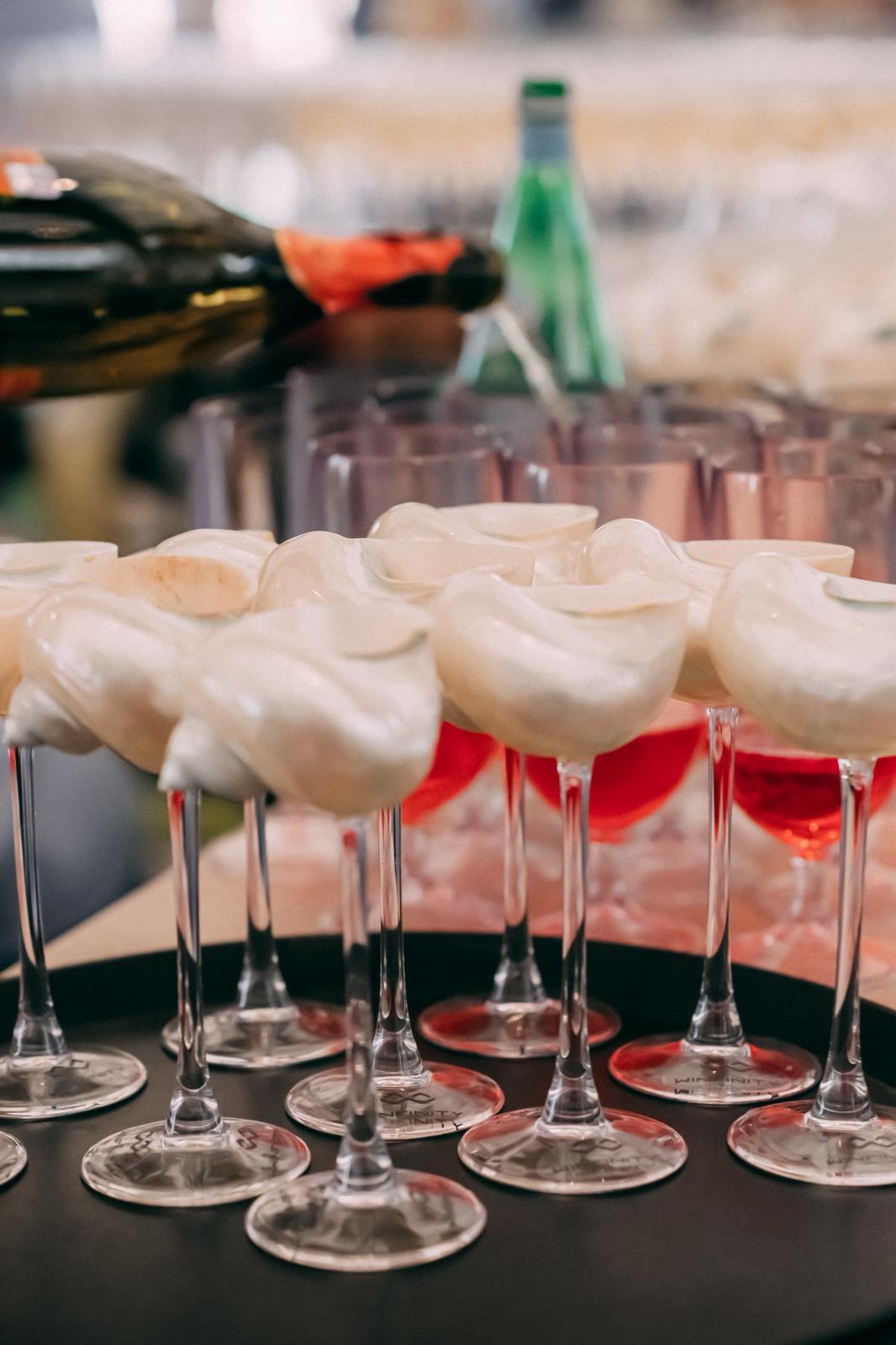 Glass for wine or champagne with a clamshell – 150 ml