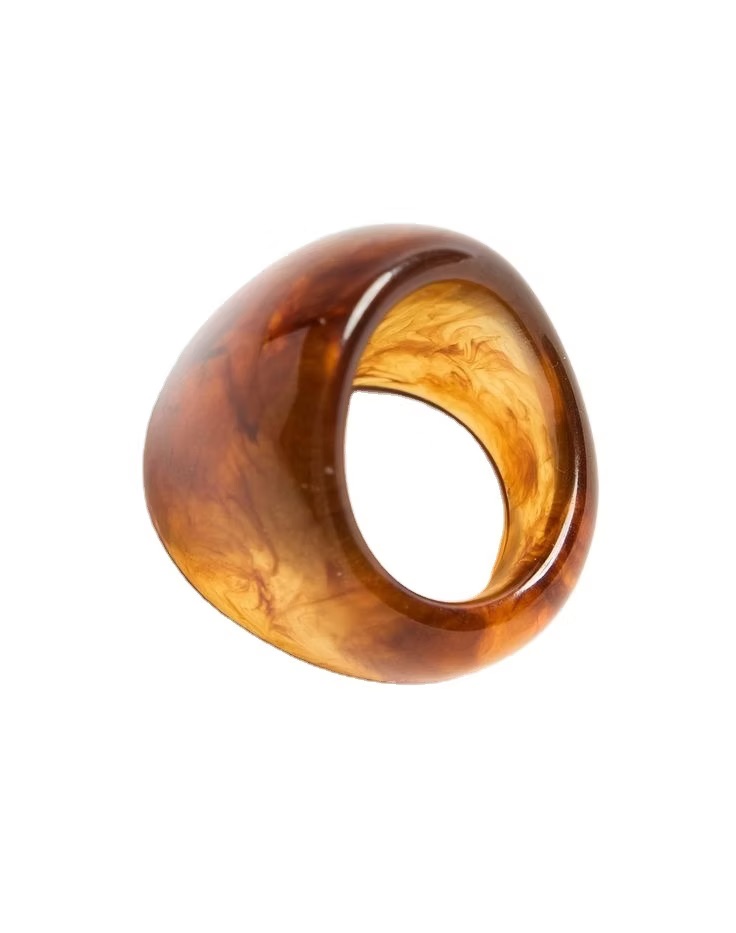 Amber napkin ring