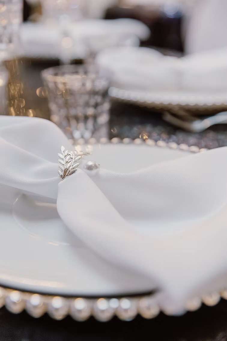 Leaves and pearl napkin ring