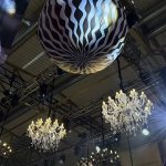 Black and white inflatable balloons (various)