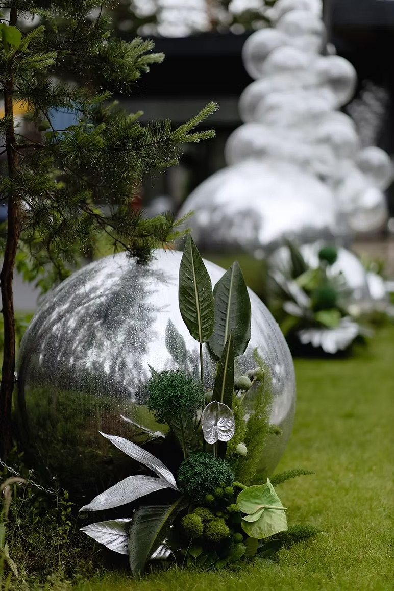 Silver inflatable balloons