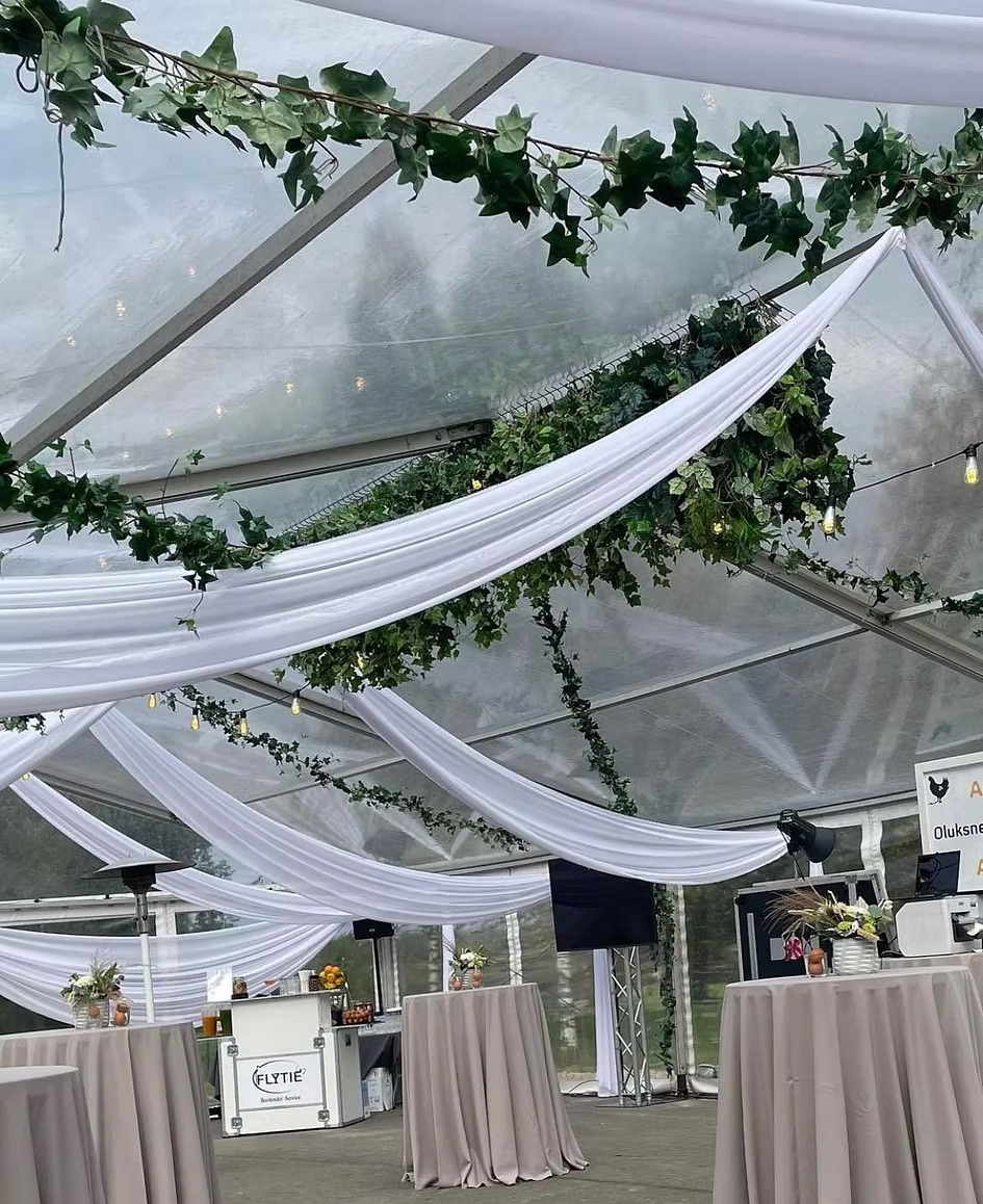 Artificial greenery strings