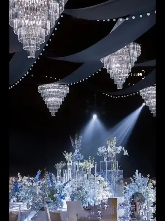 6-story chandelier