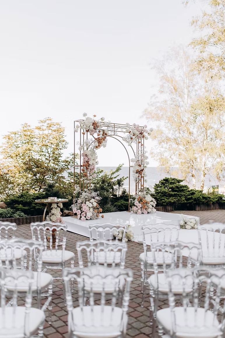 Transparent chair with different pillow colors