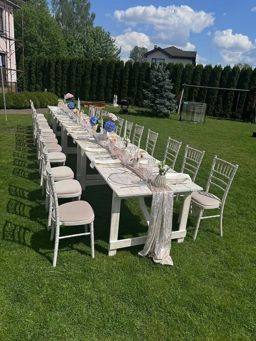 Wooden chair with different pillow colors