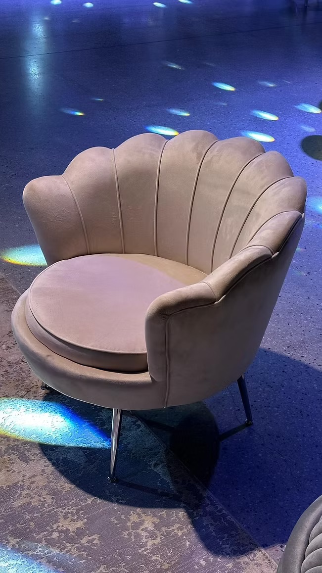 Lounge Chair beige