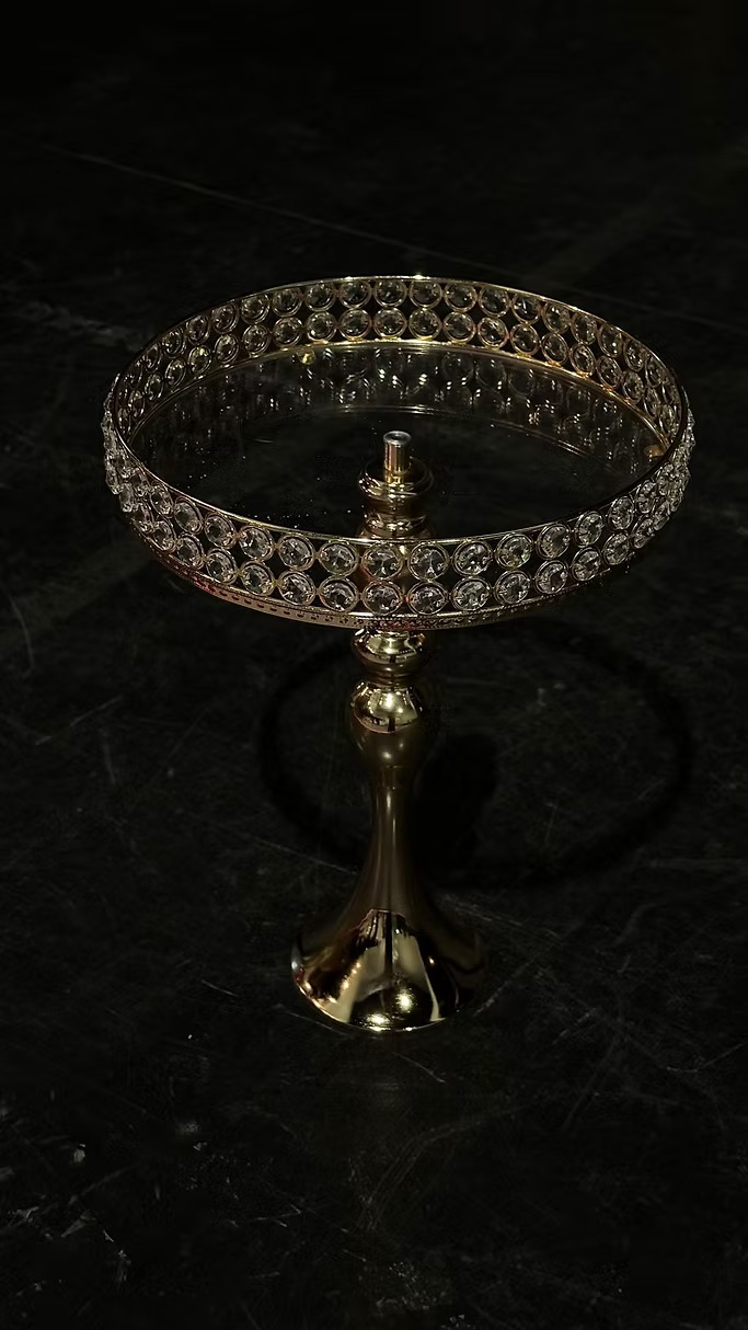Gold dessert stand one-tier