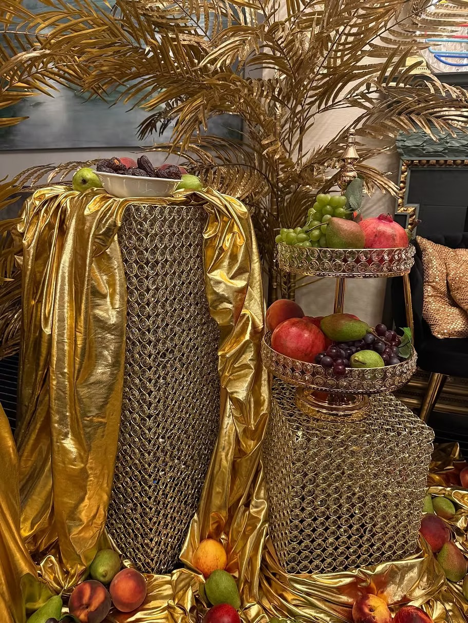 Gold dessert stand two-tiers