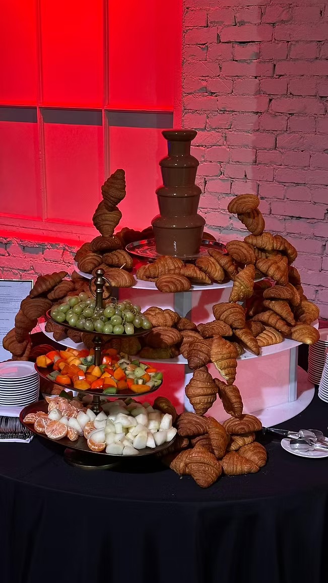 Chocolate fountain