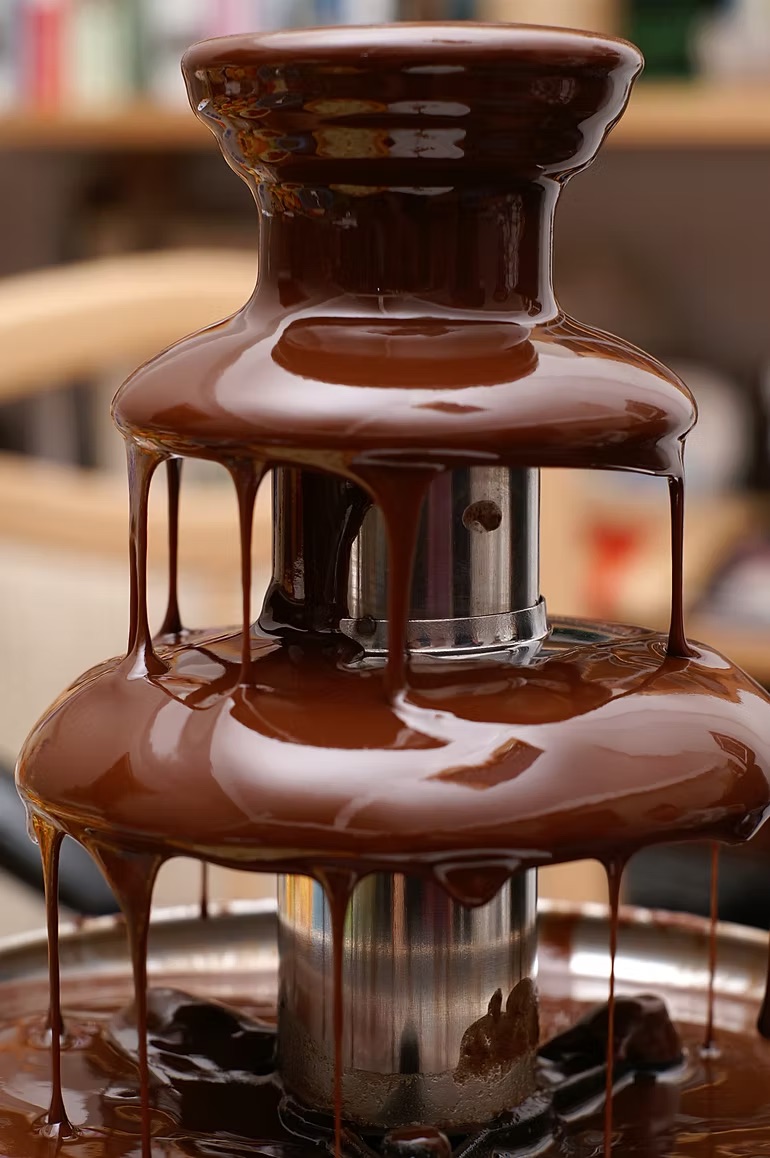 Chocolate fountain